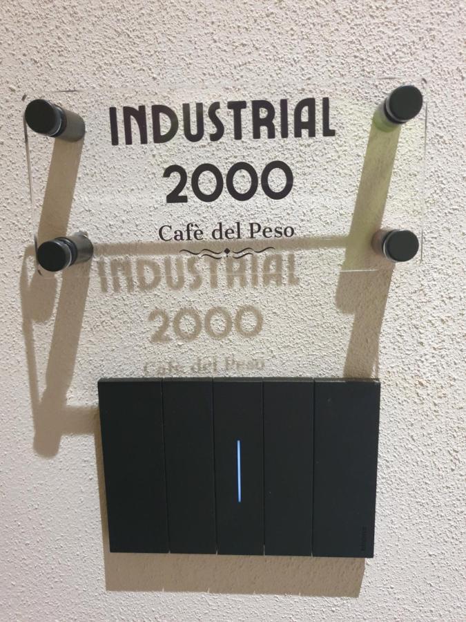 Cafe Del Peso Ξενοδοχείο Καβούρ Εξωτερικό φωτογραφία